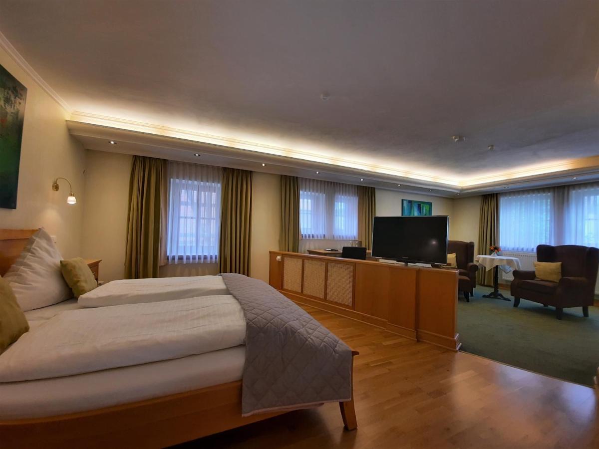 Hotel Vier Spitzen Lauenforde Ngoại thất bức ảnh