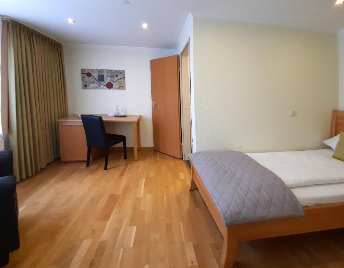 Hotel Vier Spitzen Lauenforde Ngoại thất bức ảnh