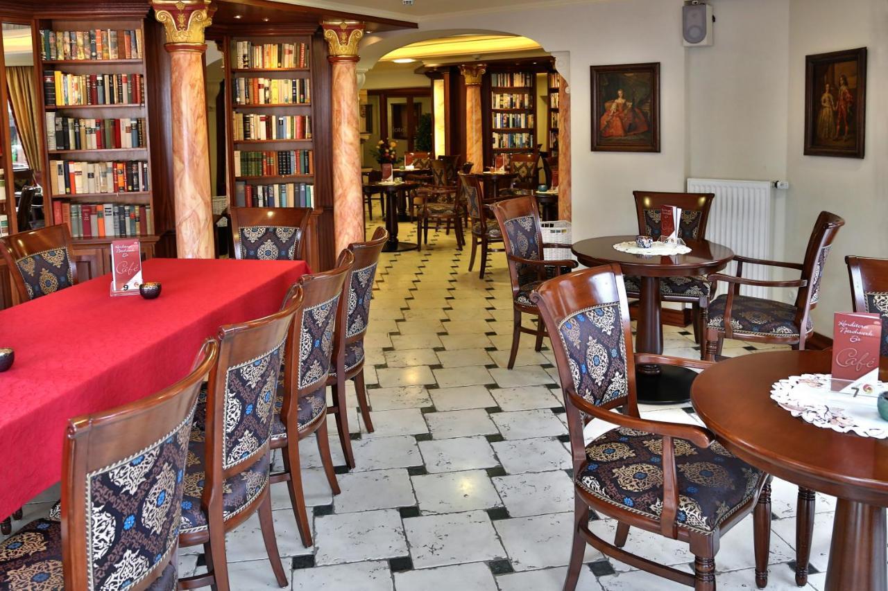 Hotel Vier Spitzen Lauenforde Ngoại thất bức ảnh