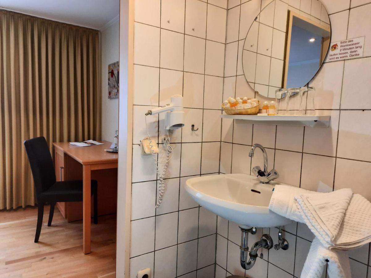 Hotel Vier Spitzen Lauenforde Ngoại thất bức ảnh