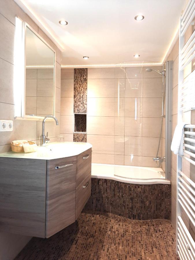 Hotel Vier Spitzen Lauenforde Ngoại thất bức ảnh